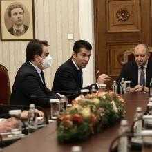 Президент Радев провел консультации с парламентскими группами